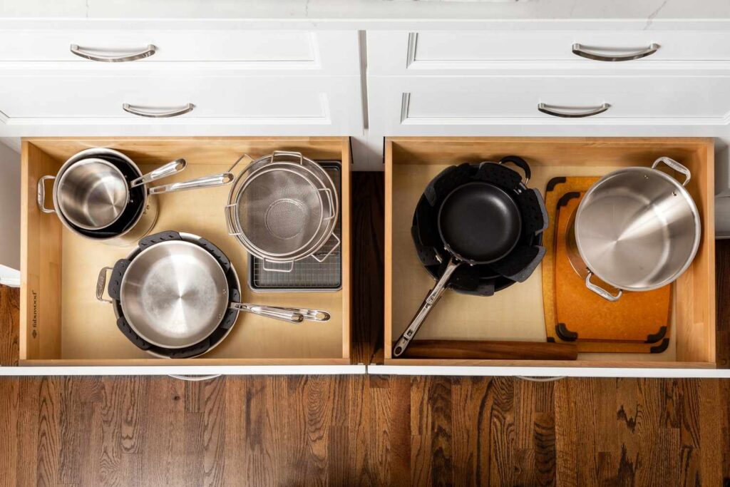 Things That Live Inside Your Cabinets — Walo Maids Irving 1 Things That Live Inside Your Cabinets